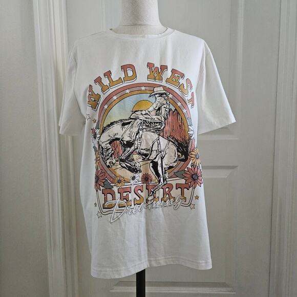 No brand Tops - Wild West Graphic TShirt large